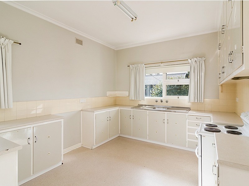 30 Murray Street, Strathalbyn SA 5255