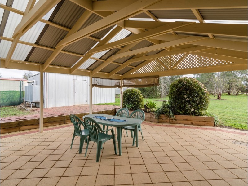 56 Sandergrove Road, Strathalbyn SA 5255