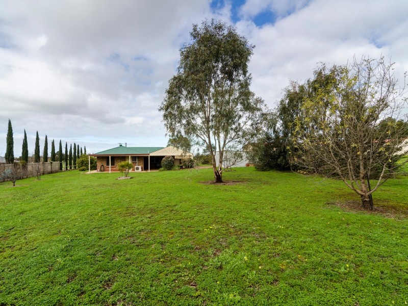 56 Sandergrove Road, Strathalbyn SA 5255