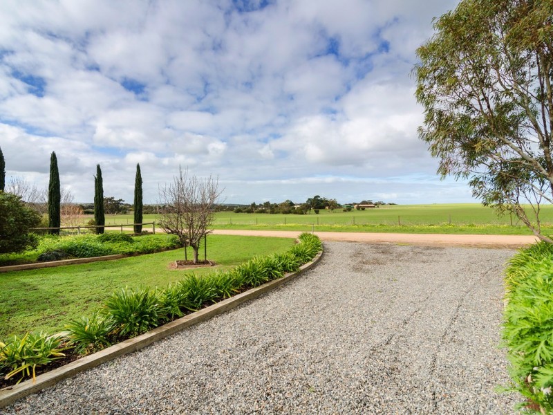 56 Sandergrove Road, Strathalbyn SA 5255
