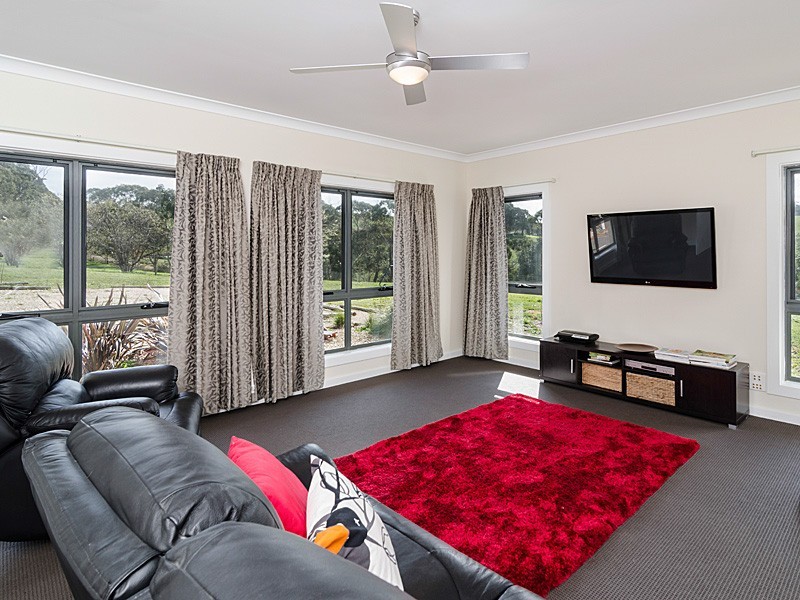 930 Old Bull Creek Rd, Meadows SA 5201