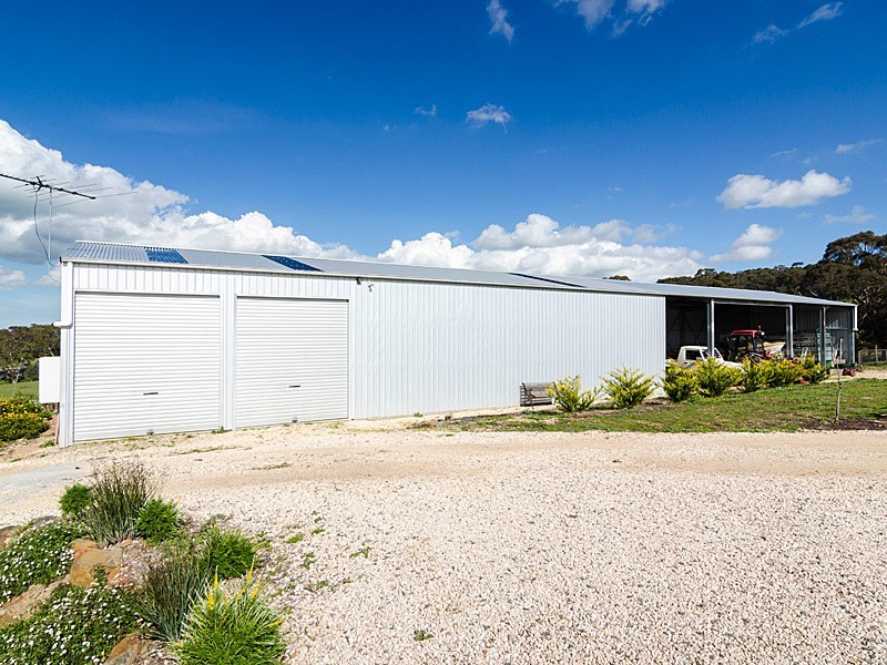 930 Old Bull Creek Rd, Meadows SA 5201