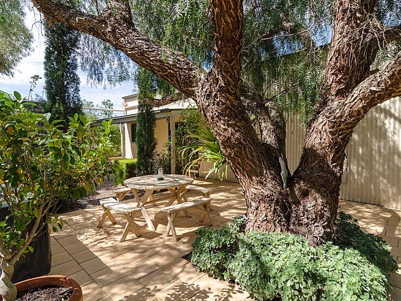 33 Adelaide Road, Strathalbyn SA 5255