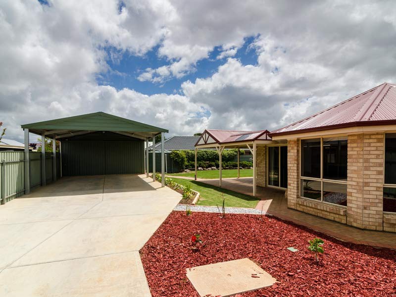 53 Parker Avenue, Strathalbyn SA 5255