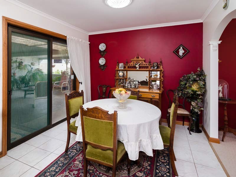 5 Neales Road, Strathalbyn SA 5255