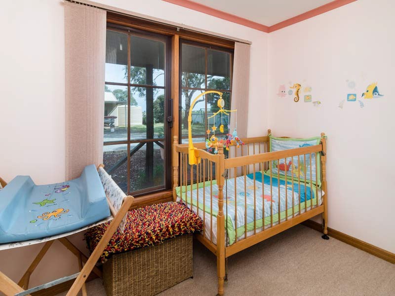 24 Angas Plains Road, Belvidere SA 5255