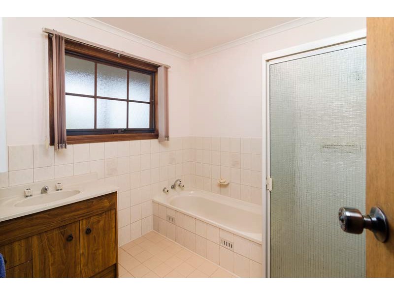 24 Angas Plains Road, Belvidere SA 5255