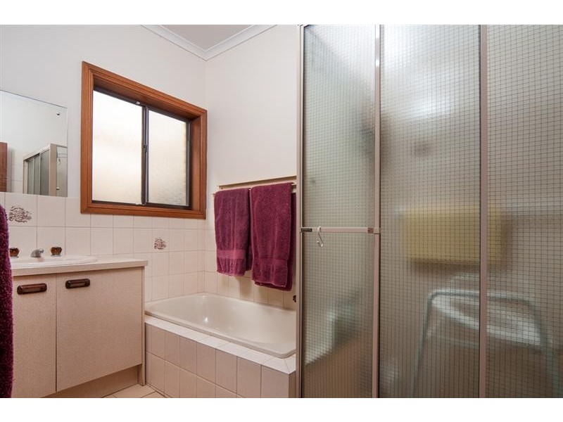 1 / 12 Commercial Road, Strathalbyn SA 5255