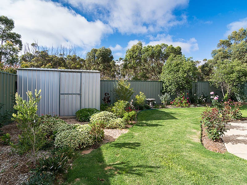 13 Strathmont Drive, Strathalbyn SA 5255