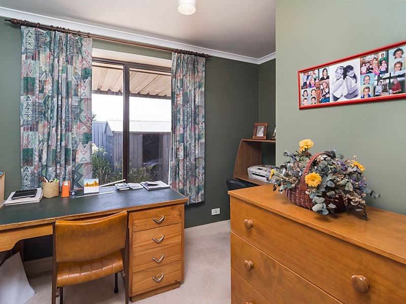 16 Milnes Road, Strathalbyn SA 5255