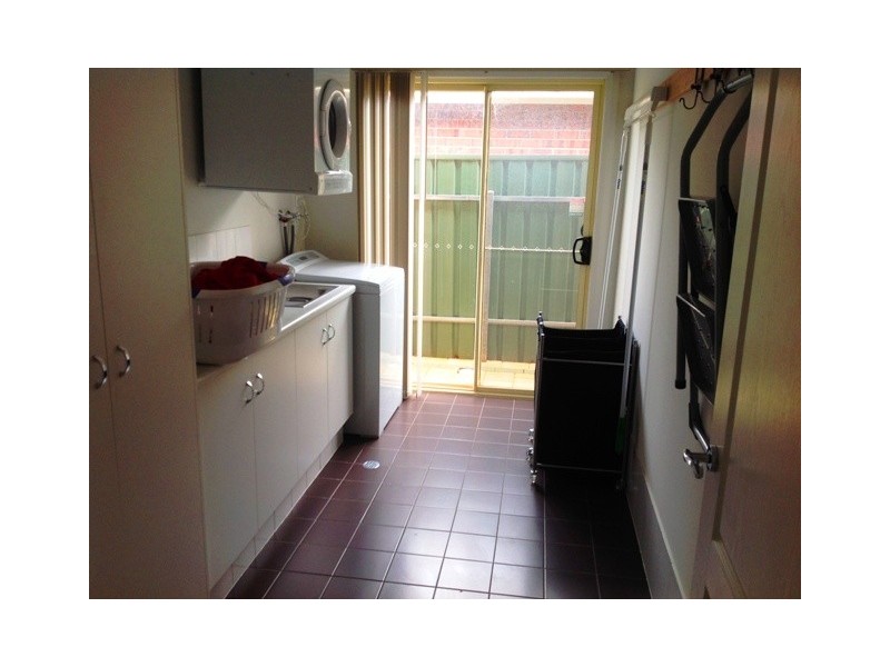 13 Strathford Way, Strathalbyn SA 5255