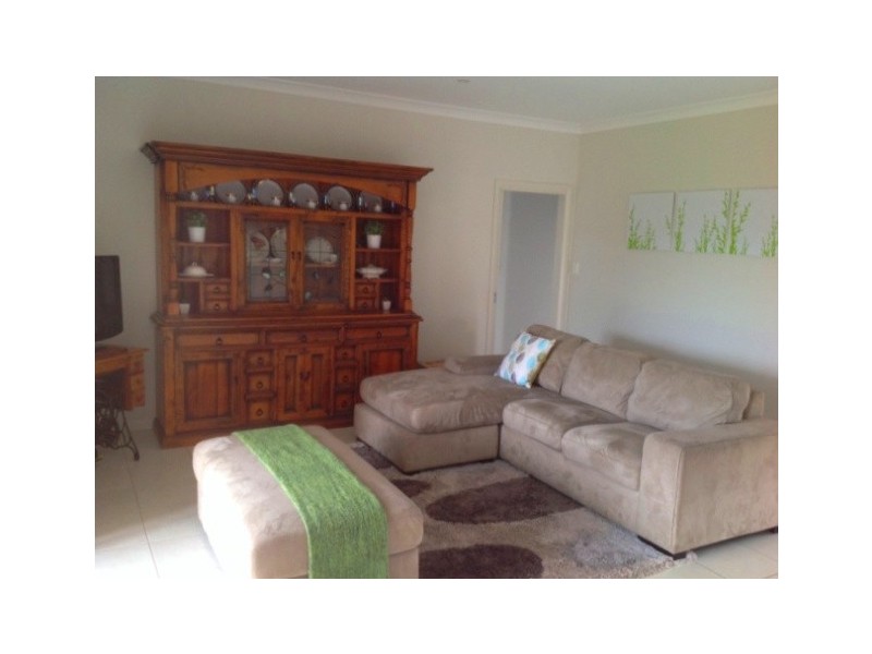 13 Strathford Way, Strathalbyn SA 5255