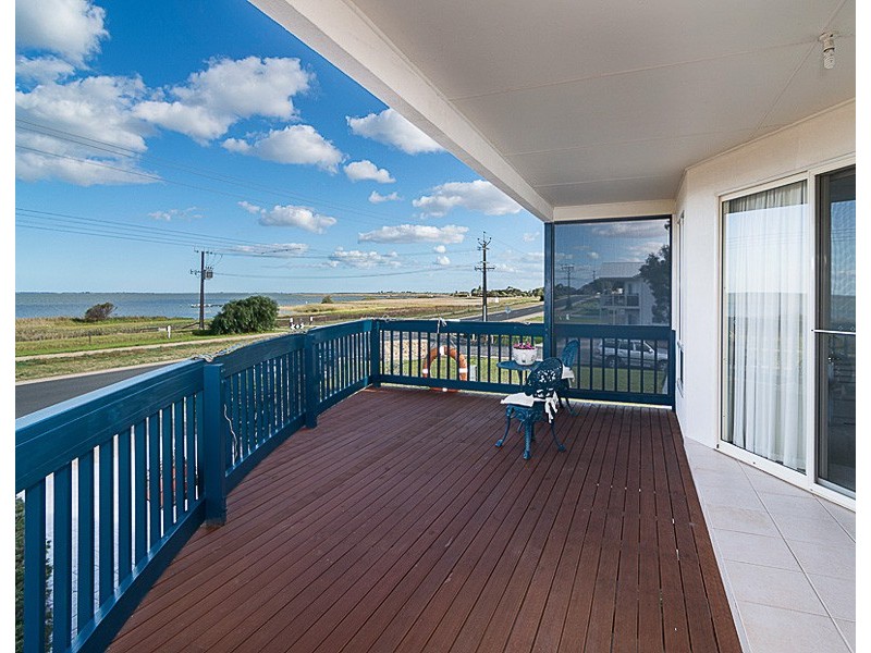 29 Lake Road, Milang SA 5256