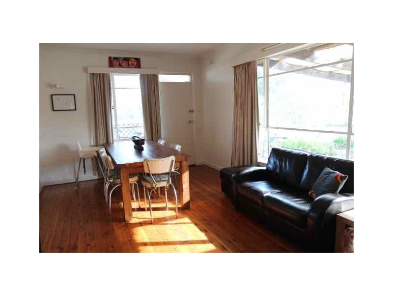 11 Marchant Road, Strathalbyn SA 5255