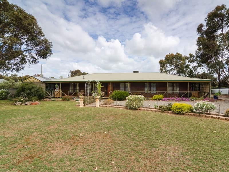 24 Angas Plains Road, Belvidere SA 5255
