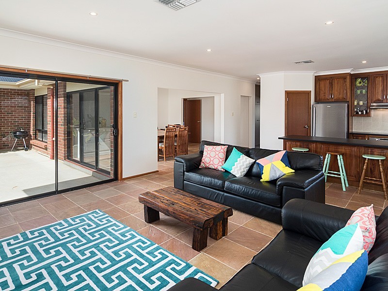 10 Bateman Street, Strathalbyn SA 5255
