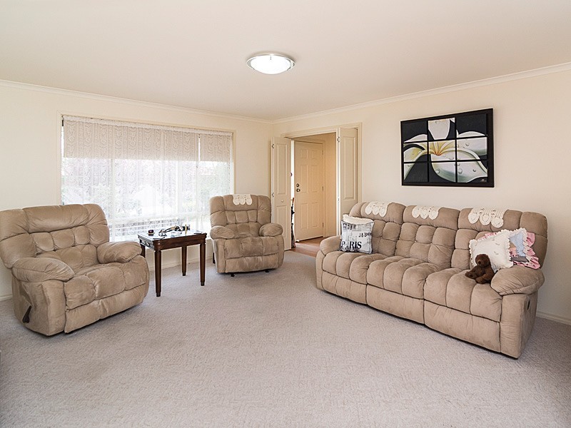 28 Elsie Drive, Strathalbyn SA 5255