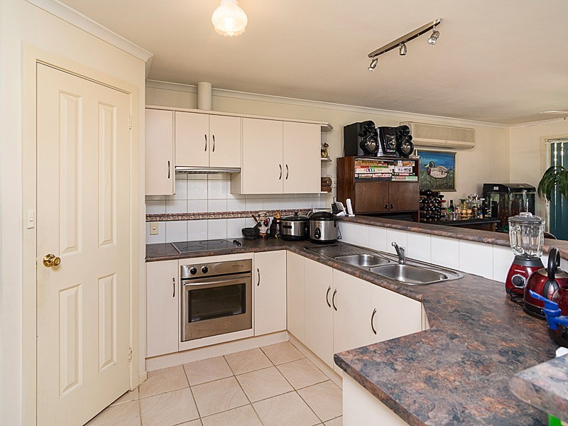 22 Parker Avenue, Strathalbyn SA 5255