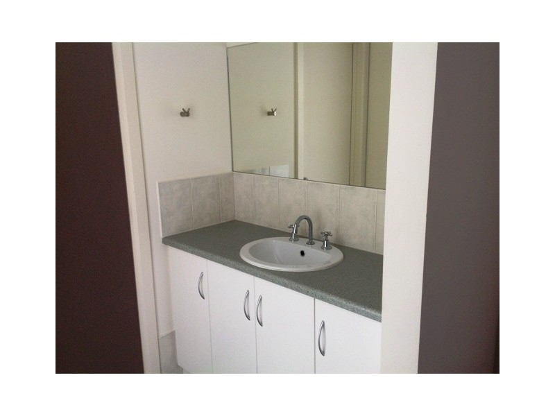 30 Etona, Milang SA 5256