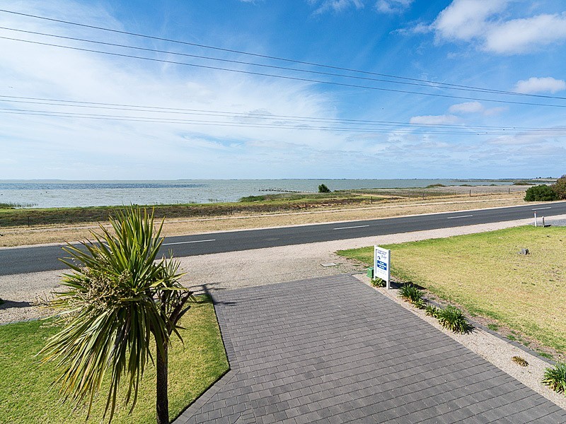 19 Lake Road, Milang SA 5256
