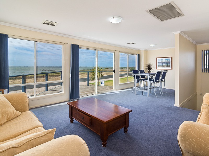 19 Lake Road, Milang SA 5256