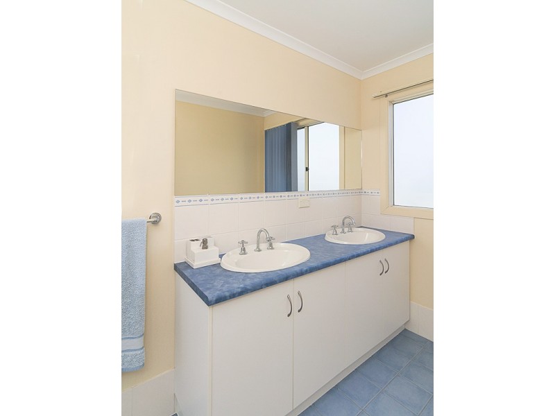 19 Lake Road, Milang SA 5256