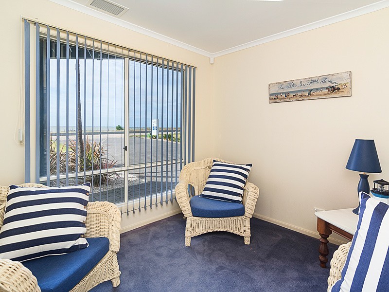 19 Lake Road, Milang SA 5256