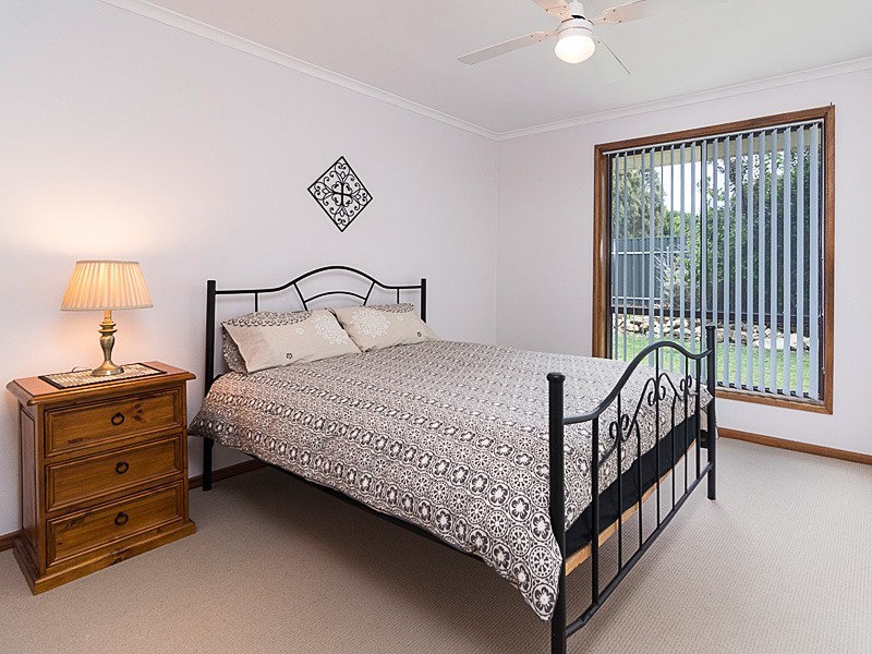 2 Weeroona Drive, Milang SA 5256
