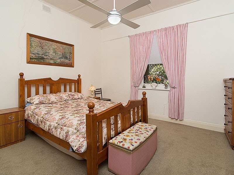 66 Stirling Street, Milang SA 5256