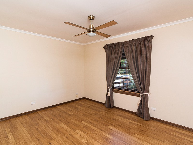 9 Wyatt Road, Strathalbyn SA 5255