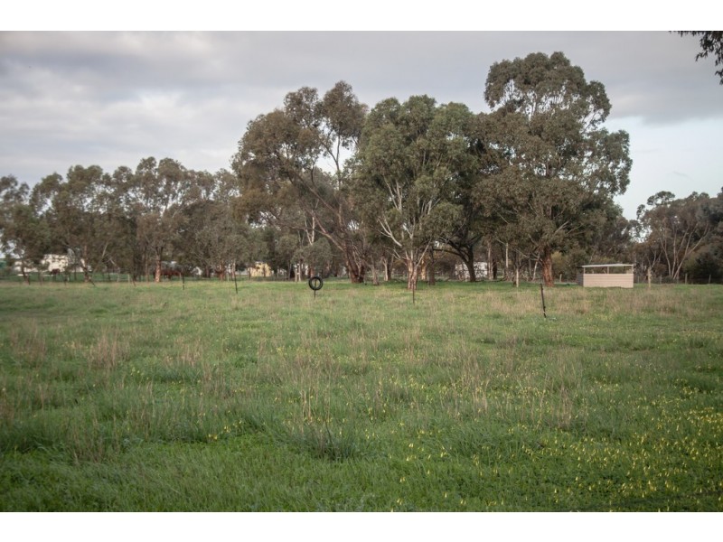 25 Bell Court, Strathalbyn SA 5255