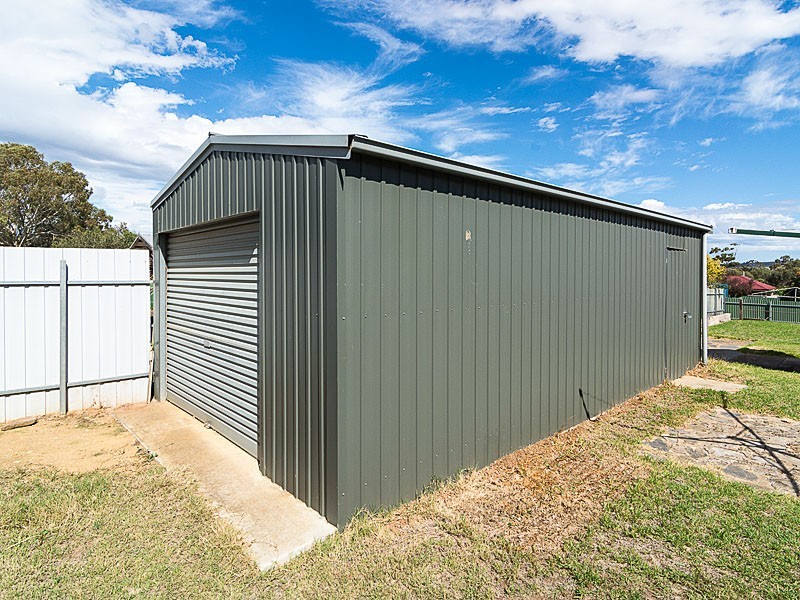 17 Marchant Road, Strathalbyn SA 5255