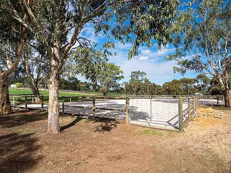 34 Meyers Road, Strathalbyn SA 5255