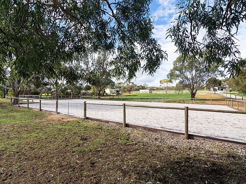 34 Meyers Road, Strathalbyn SA 5255