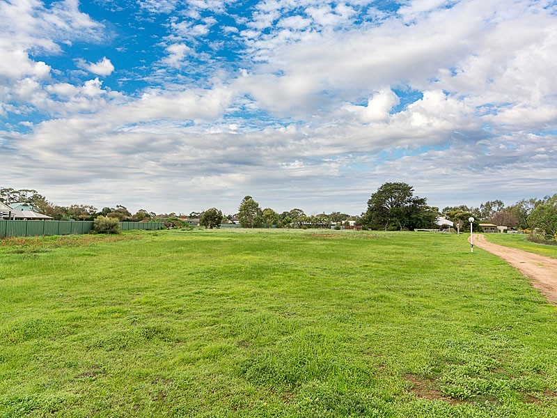 401 and 402 Abbotts Lane, Strathalbyn SA 5255