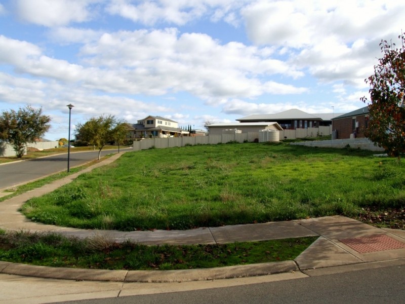 1 Jarrett Street, Strathalbyn SA 5255