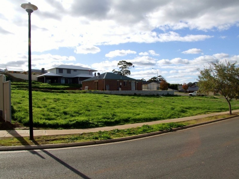 1 Jarrett Street, Strathalbyn SA 5255