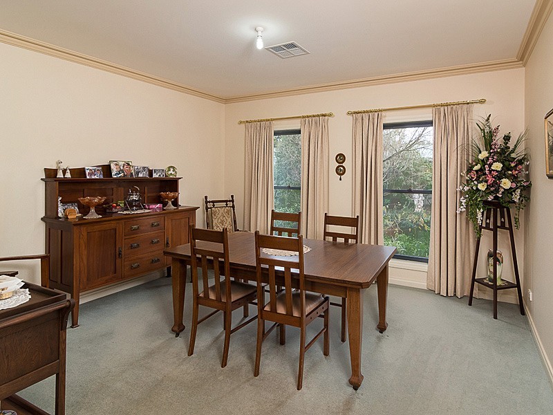 2 Love Avenue, Strathalbyn SA 5255