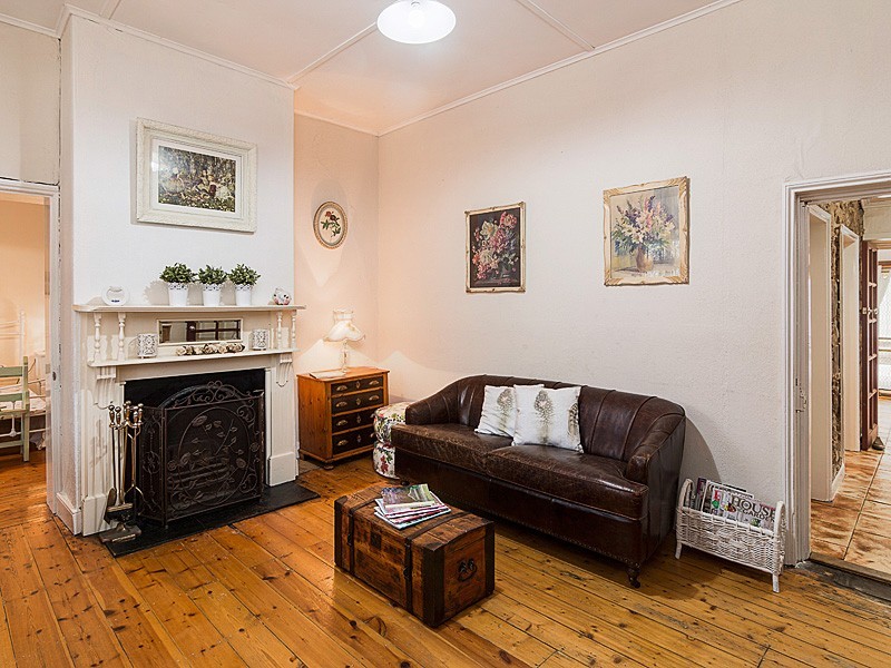 8 High Street, Strathalbyn SA 5255