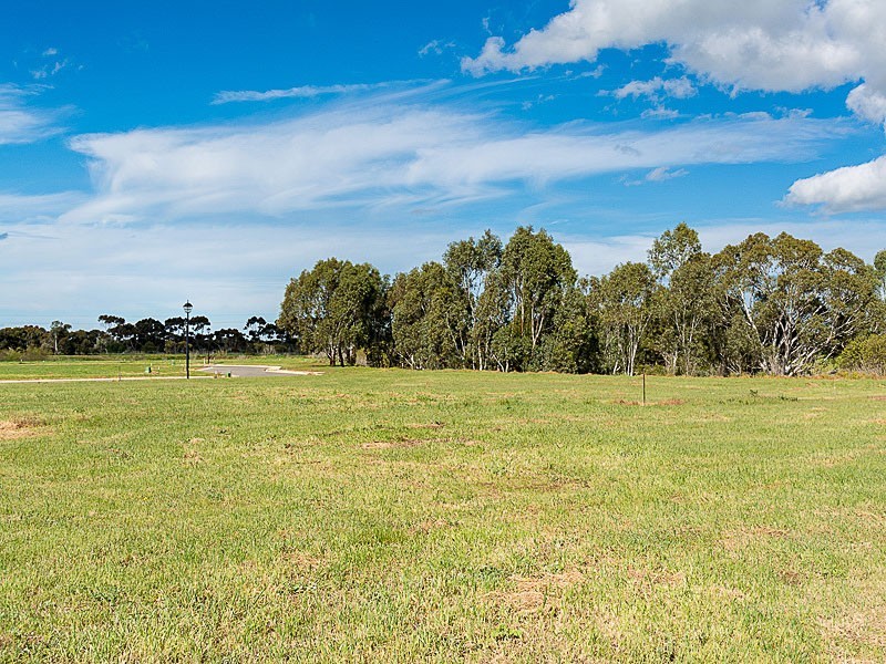 . Riverbanks Estate, Strathalbyn SA 5255