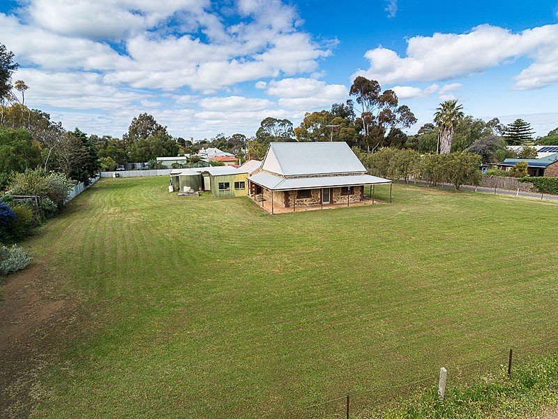 9 -11 Manse Road, Strathalbyn SA 5255