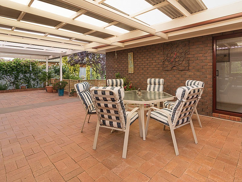 14 Fairfield Drive, Strathalbyn SA 5255