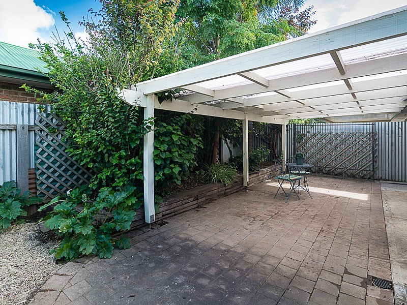 1/1 Sandergrove Road, Strathalbyn SA 5255