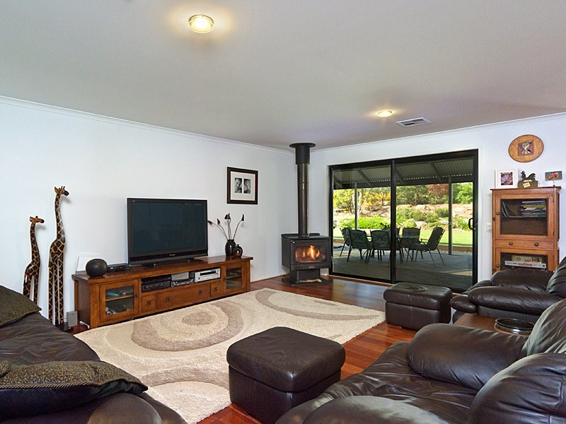 21 Fairweather Drive, Strathalbyn SA 5255