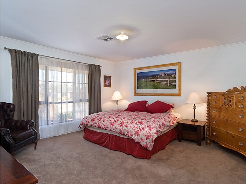 21 Fairweather Drive, Strathalbyn SA 5255