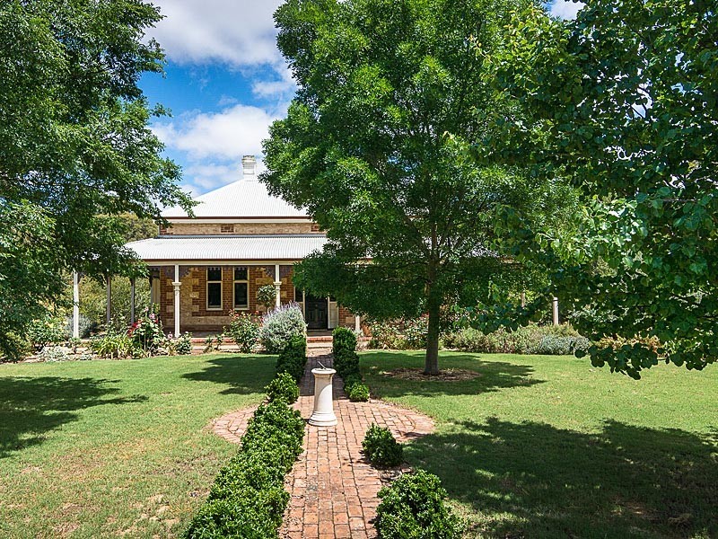 13 West Terrace, Strathalbyn SA 5255