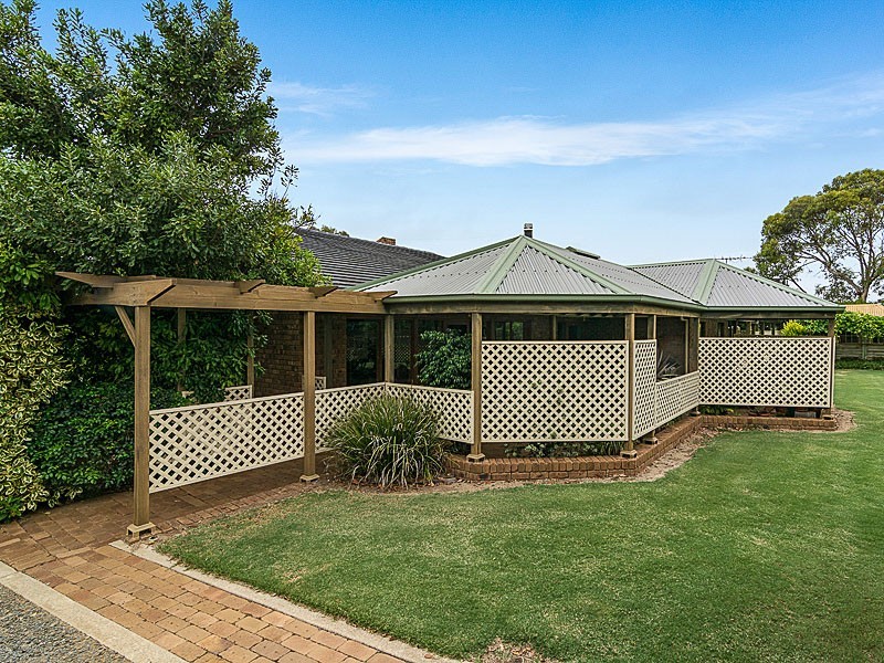 40 Marchant Road, Strathalbyn SA 5255