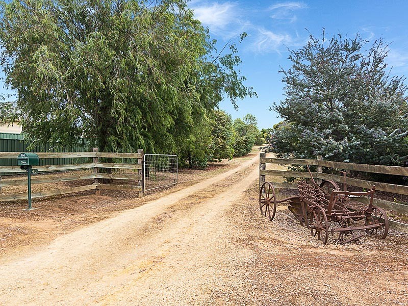 40 Marchant Road, Strathalbyn SA 5255