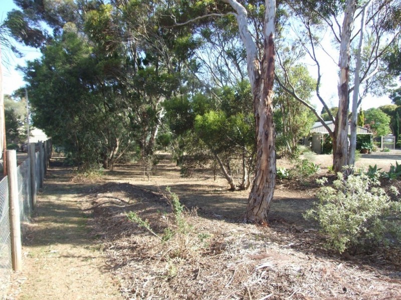 2B Burkett Drive, Strathalbyn SA 5255