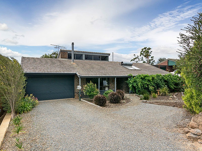 35 Marchant Road, Strathalbyn SA 5255